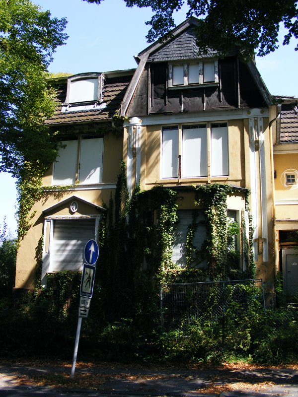 Eine alte Villa am Rande des Dichterviertels
