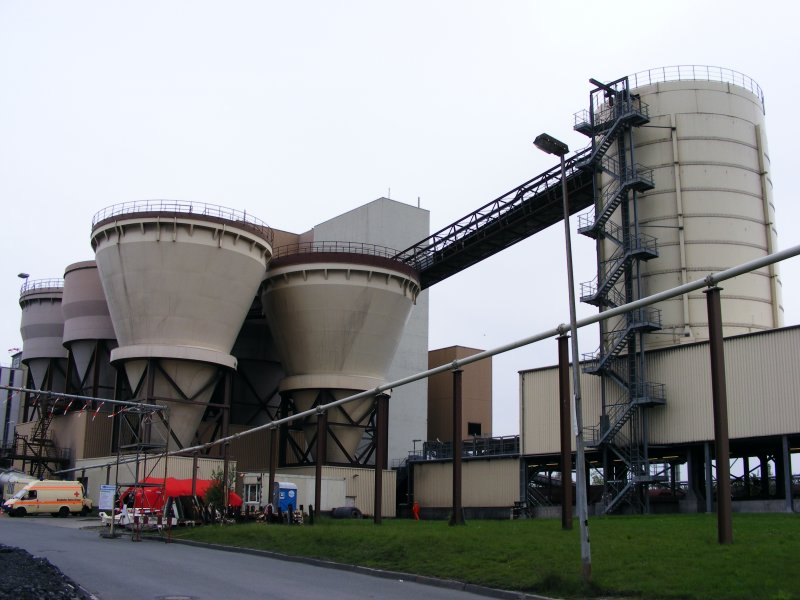 Eine Aufbereitungsanlage des Bergwerks Auguste Victoria 3/7 in Marl beim Tag der offenen Tr am 9. Mai 2009. 
