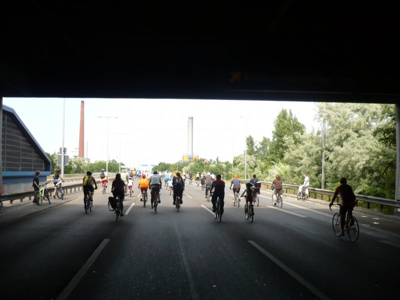 Ende des Tunnelabschnitts der A104, die direkt unter Wohnhusern der DEGEWO hindurch fhrt. 