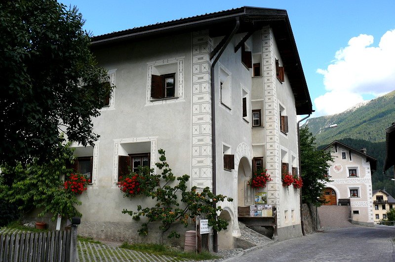 Engadiner Haus aus dem Jahre 1614 in Scuol am 27.08.2008