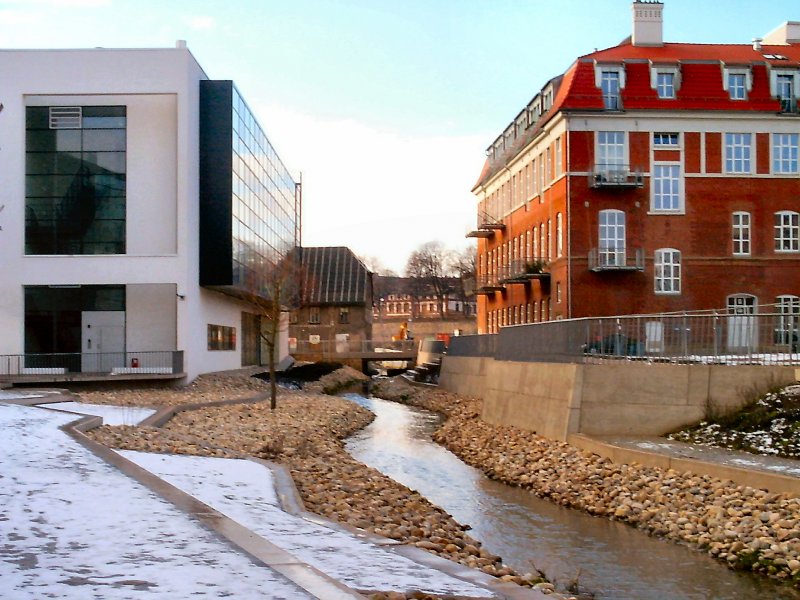 ERFURT, am neuen Theater im Winter 2004