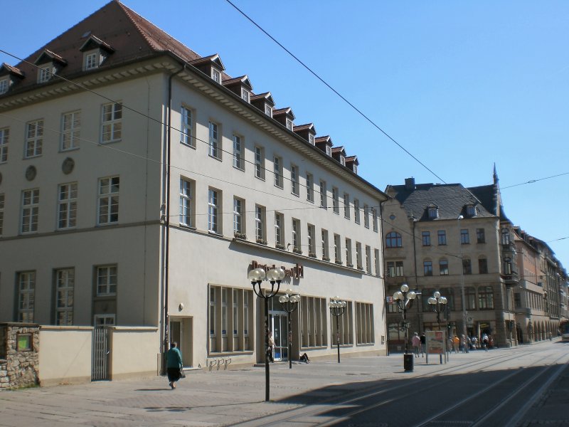 ERFURT, Bahnhofstrasse ehea,ige Staatsbank, jetzt Deutsche Bank. Aufnahme 15.4.2007