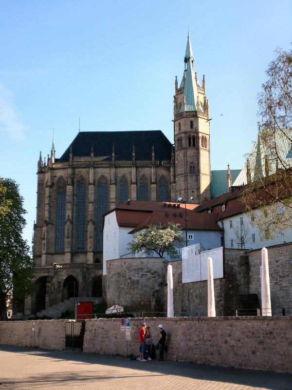 ERFURT -
Dom /Seitenansicht -
April 2007