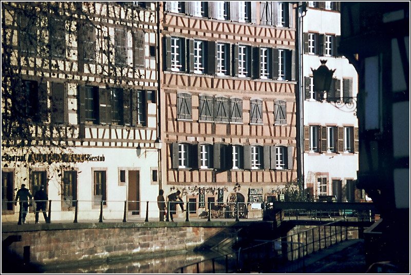 Fachwerkfassaden in Straburg, Scan vom Dia, 12.2002 (Matthias)