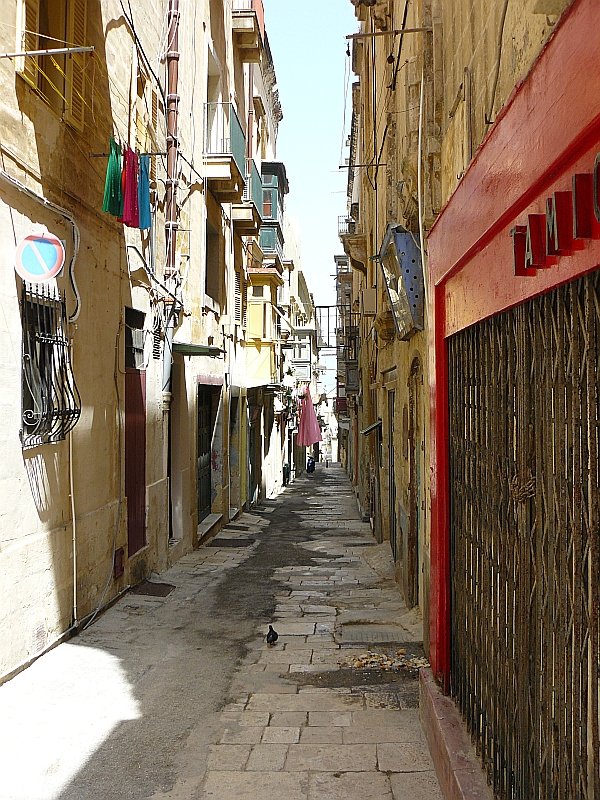 Gasse in Valletta 27-08-2007