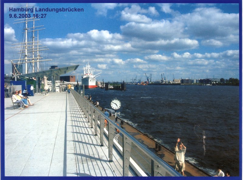 Hansestadt Hamburg, St. Pauli Landungsbrcken - Elbe, 9. 6. 2003