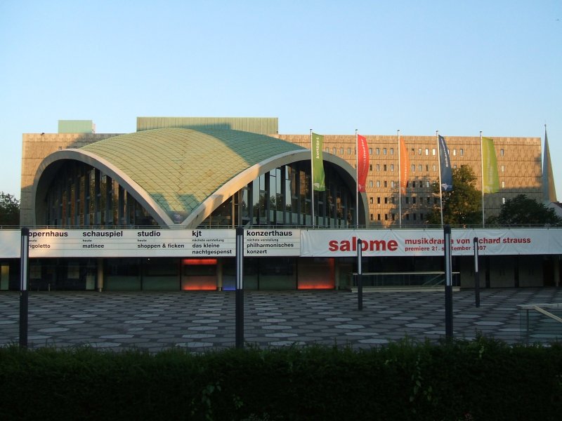 Haupteingang vom Dortmunder Stadttheater bzw.Opernhaus .(24.09.2007)