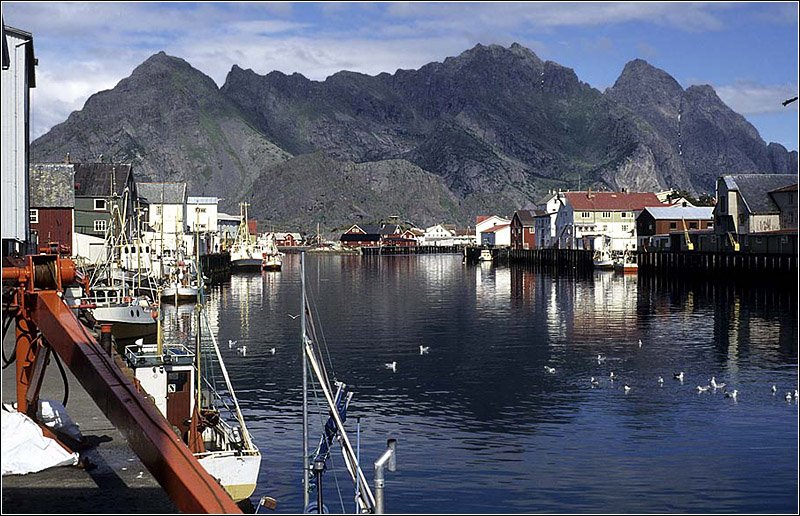 Hennigsvr auf den Lofoten. Scan vom Dia, Sommer 1991 (Matthias)