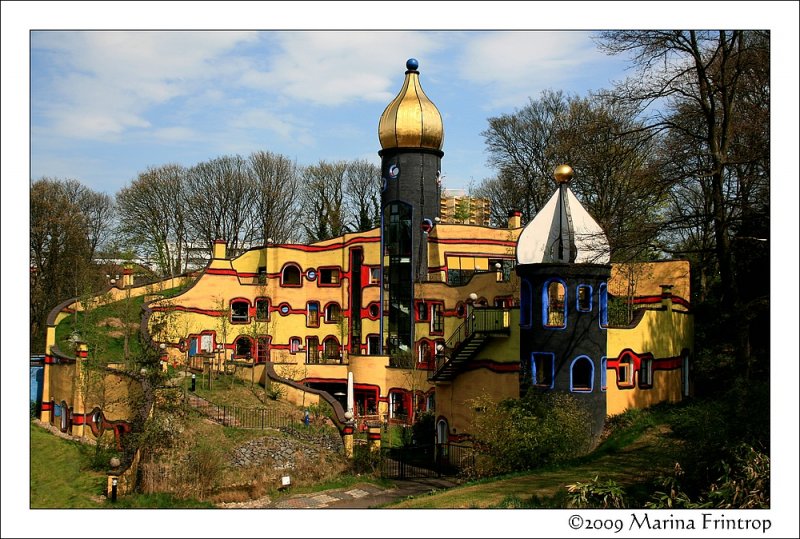 Hundertwasserhaus der McDonald's Kinderhilfe Stiftung am Grugapark in Essen