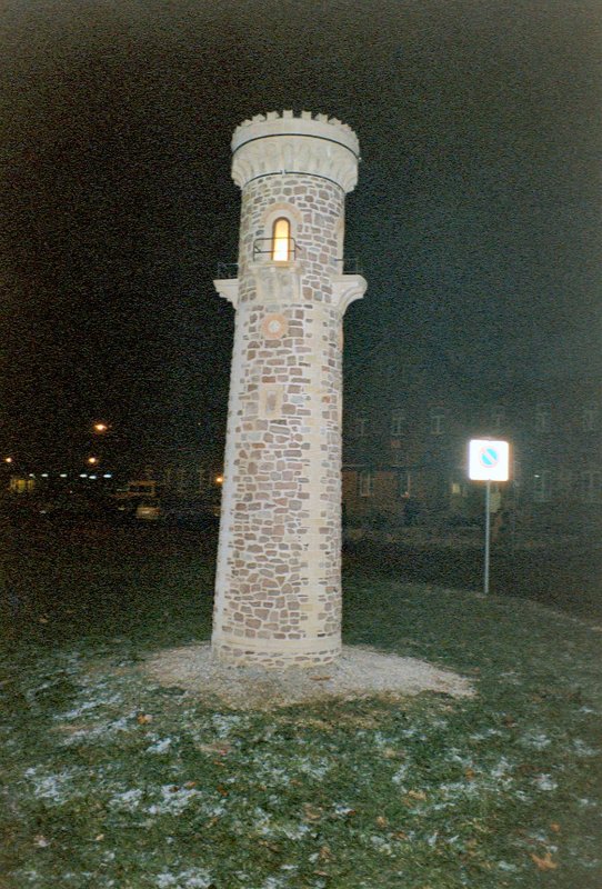 ILMENAU, Modell des Kickelhan-Turms am Bahnhof Ilmenau, 2004