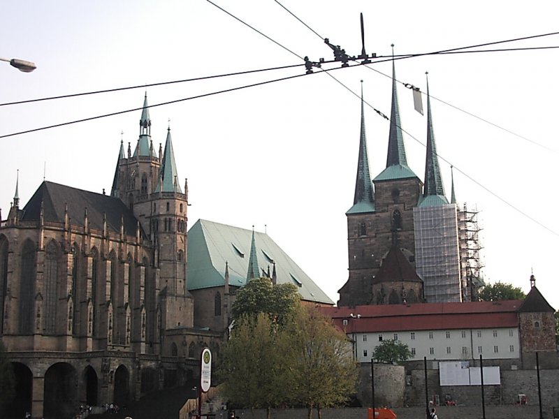 Im Mai 2006.Der prchtige Dom und die Severinskirche in Erfurt.