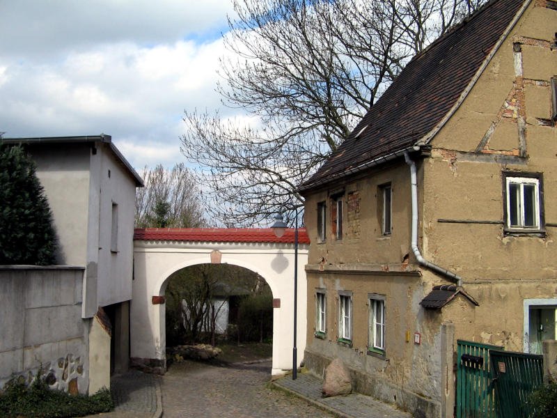 In Taucha findet man einige Torbgen der alten Stadtbefestigung, 28.03.08