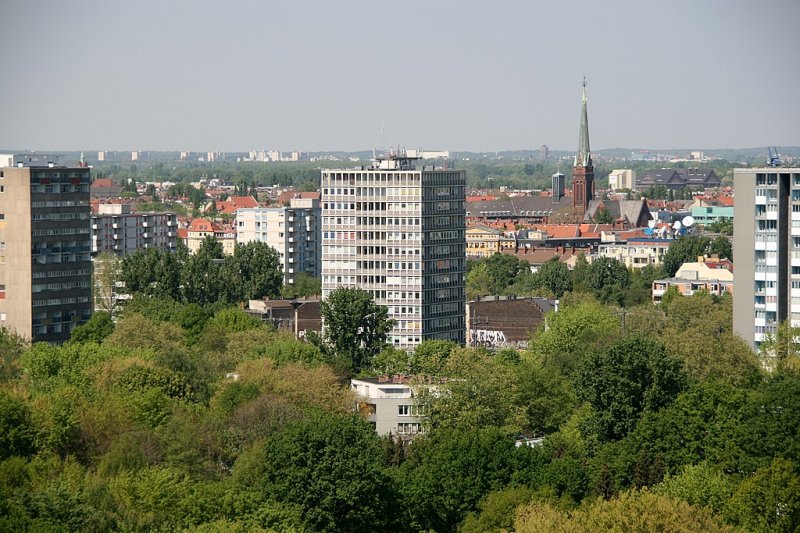 Interbau Hochhaus Hansaviertel Berlin: Architekt Hassenpflug baute dieses streng gerasterte  und symmetrisch konstruierte Haus in der Bartningallee.