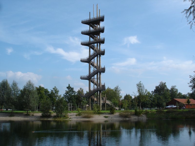 Kehl am Rhein,
Weitannenturm an den Rheinufer-Parkanlagen,
erffnet 2004, 44m hoch, Aussichtskanzel 35m hoch, 
2008