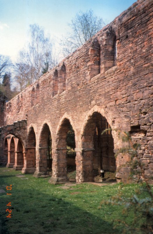 Klosterruine Stadtroda, verhltnismig wenig bekannt, Saale-Holzland-Kreis, April 2001