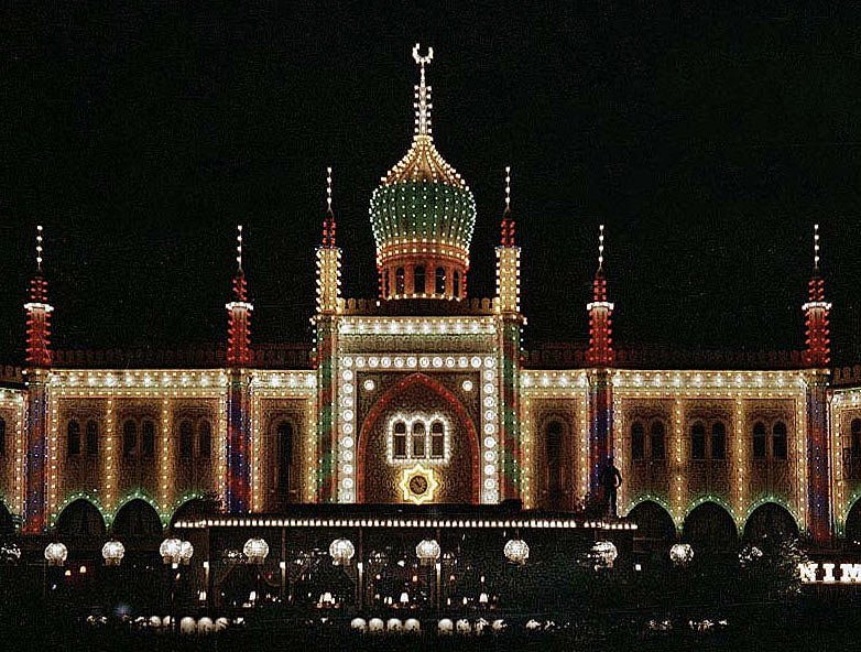 Kopenhagen 1966. Der Haupteingang des Vergngungsparks Tivoli.