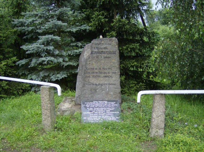 Kriegsopfer Denkmal, Kstrin Oderinsel, gesehen am 04.07.09