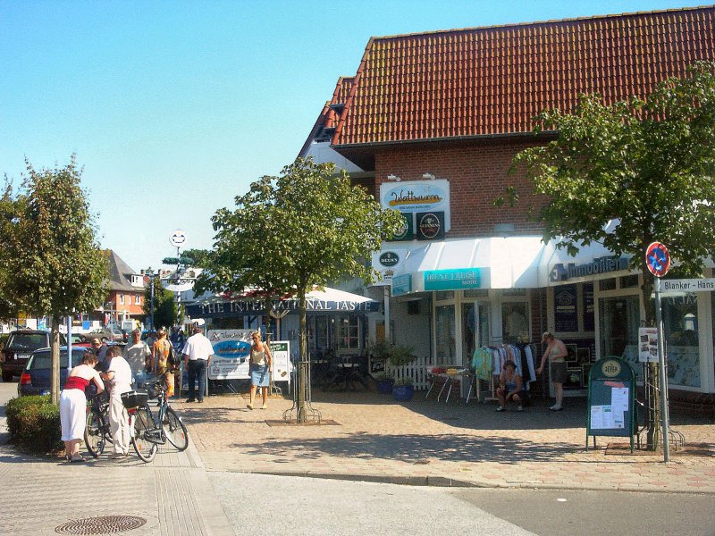 Ladenstrasse in St. Peter-Ording OT Bad