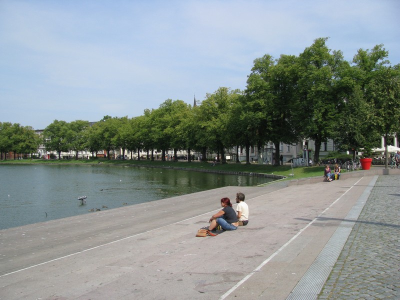 Landeshauptstadt Schwerin; Pfaffenteich mit Sicht auf das Sd- und Westufer 15.08.2009