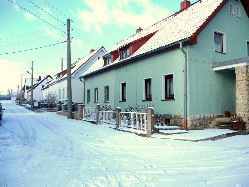 Laucha an der Unstrut - Blick in die Gustav-Blthgen-Strae - Foto vom 12.02.2009 
