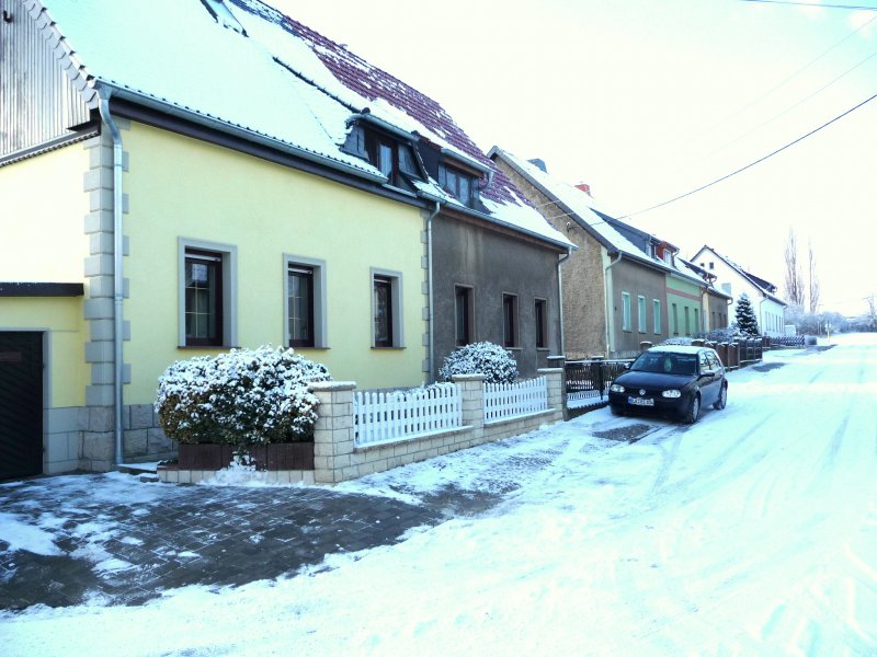 Laucha an der Unstrut - Blick in die Gustav-Blthgen-Strae - von der Badstrae aus - Foto vom 12.02.2009 
