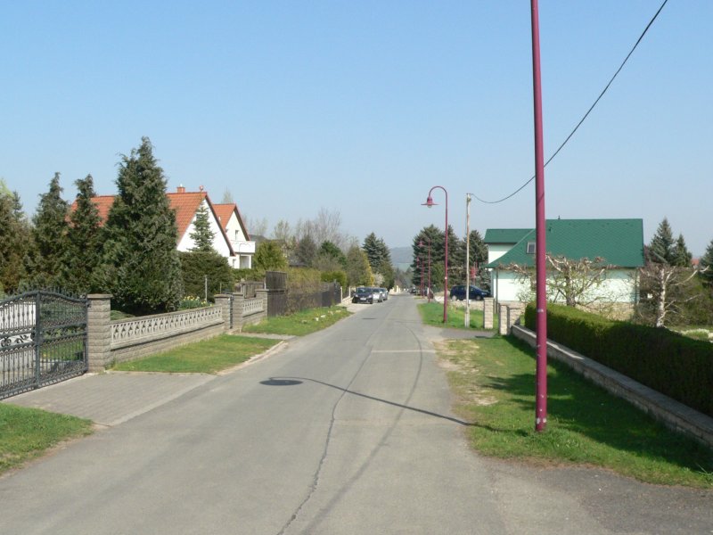 Laucha an der Unstrut - Blick von den Tannengrten Richtung Stadt - 12.04.2009
