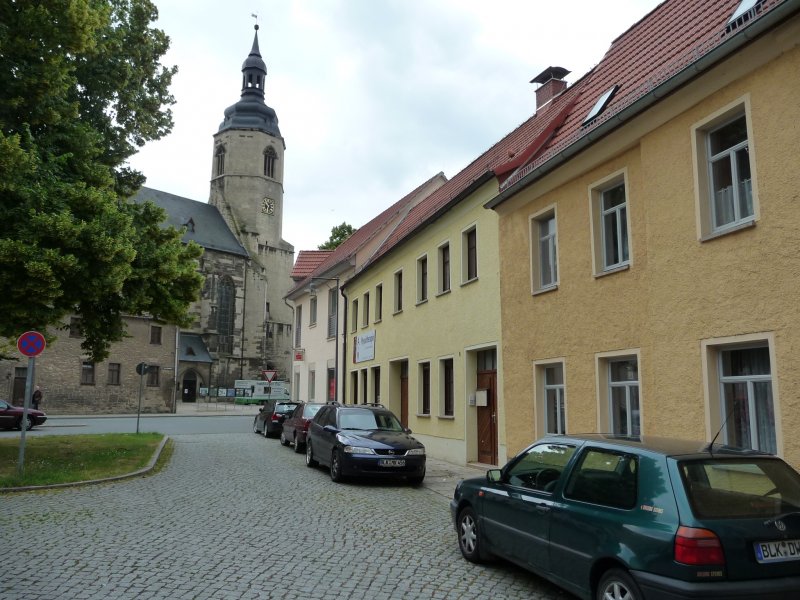 Laucha an der Unstrut - Blick aus der Herrenstrae zum Markt - Foto vom 12.06.2009
