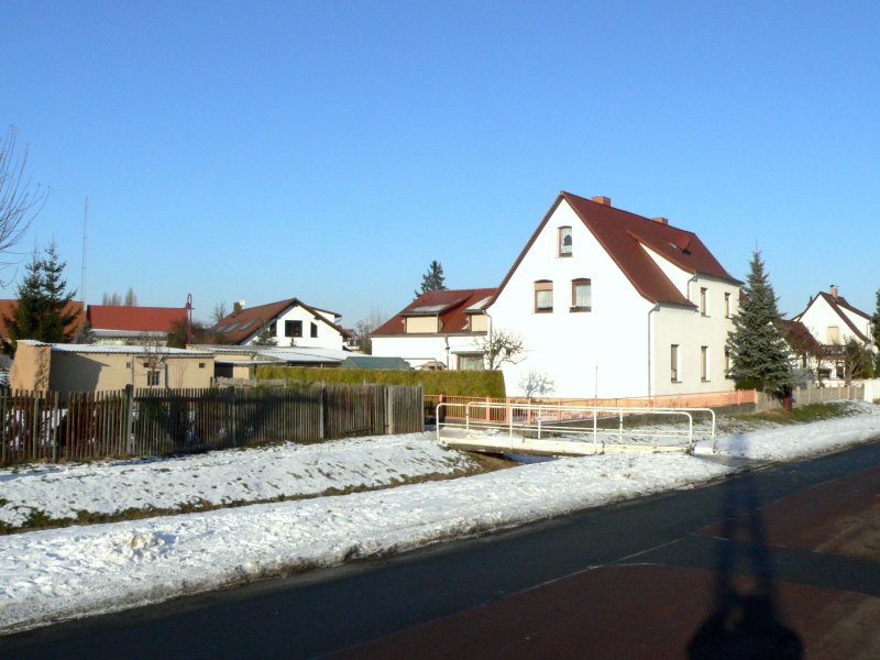 Laucha an der Unstrut - Huser in der Eckartsbergaer Strae Richtung Stadt links - Foto vom 11.01.2009