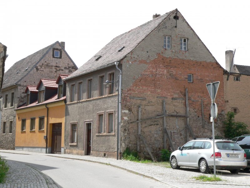 Laucha an der Unstrut - Huser in der Groen Salzstrae - Foto vom 09.05.2009 
