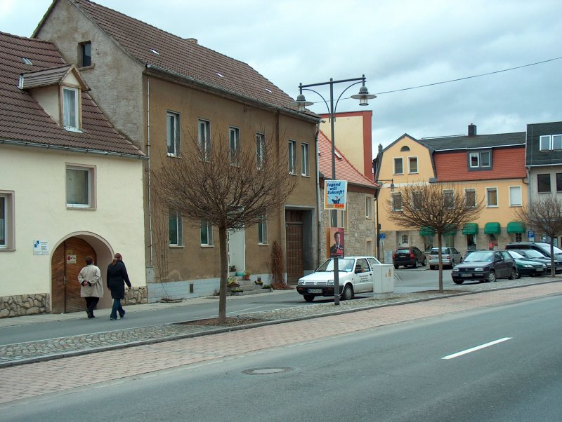 Laucha - Untere Hauptstrae - Blick Richtung Unterstadt - Aufnahme vom 26.03.2006