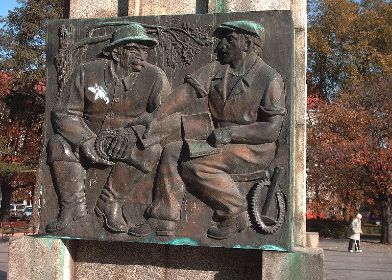 Legnica 01.11.2008.- Pomnik  przyjazni polsko-radzieckiej  / Denkmal  der polnisch-rusichen Freundschaft  