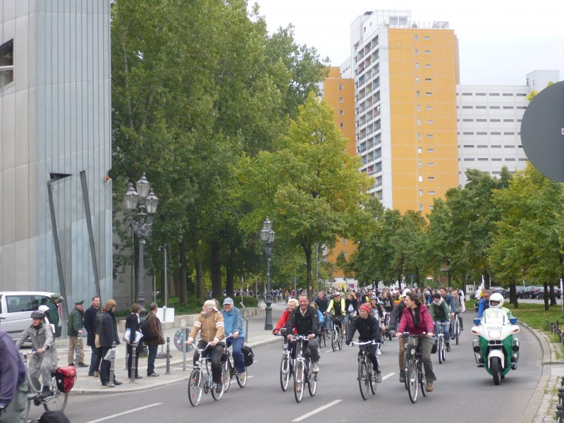 Lindenstrae in Kreuzberg, vor dem Jdischen Museum. 20.9.2008