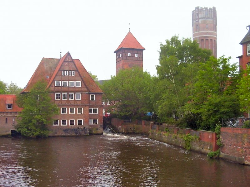 Lneburg an der Ilmenau, mit ehem. Wasserturm, 2004