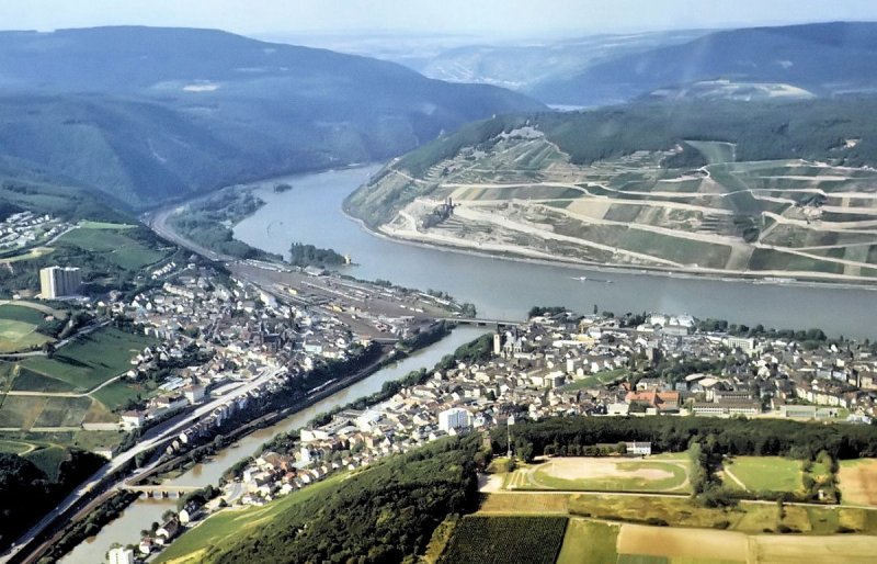 Luftaufnahme von Bingen-Bingerbrck, aus den 80iger Jahren.