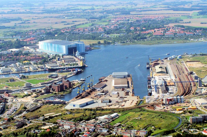 Luftaufnahme von Wismar - Hafengebiet - 29.08.2005