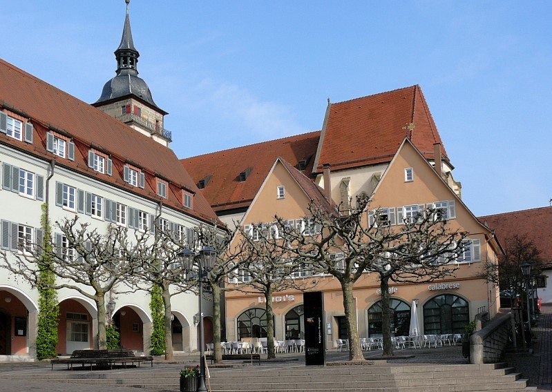 Marktplatz mit Stadtkirche am 18.04.2008 in Bietigheim-Bissingen