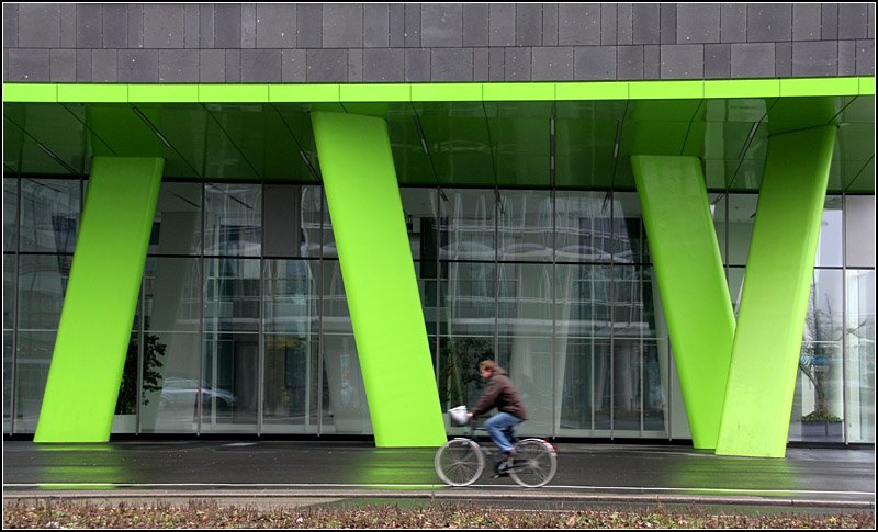 Moderne Architektur in Heidelberg nhe Hbf. 28.02.2009 (Matthias)