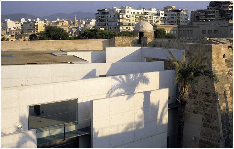 Museum fr Moderne Kunst ins Palma de Mallorca. Scan vom Dia, 2005 (Matthias)