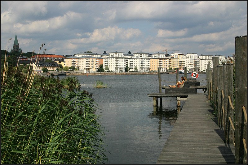 Neubaugebiet  Hammarby sjstad . Blick ber den Hammarby sj zur neuen Bebauung am Sdrand von Sdermalm. 15.8.2007 (Matthias)