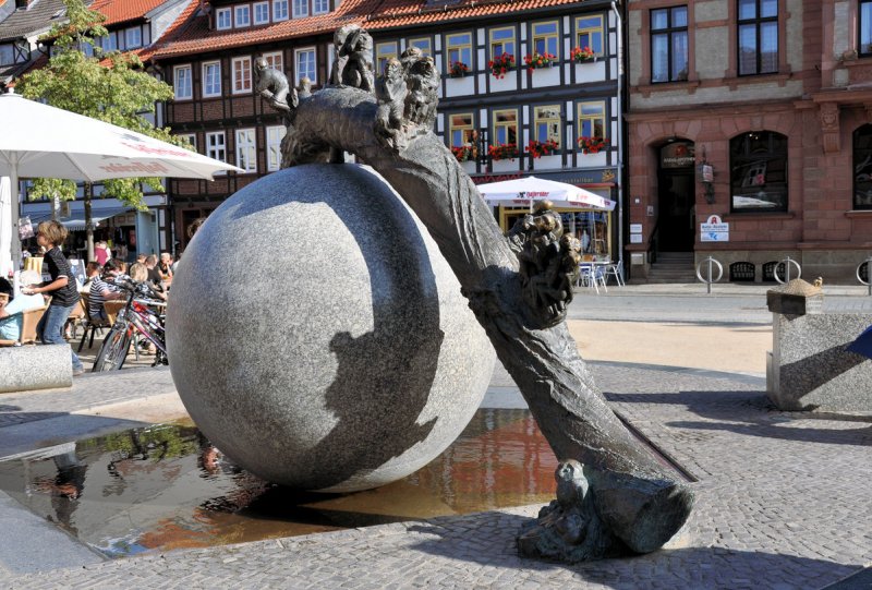 Nicolai-Brunnen am Nicolaiplatz in Wernigerode - 03.09.2009