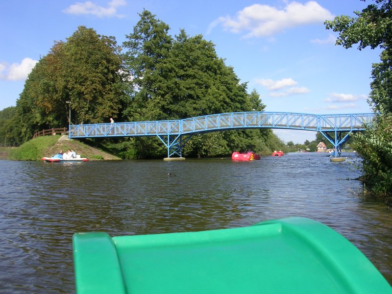 Nordhorn, Tretbootfahren auf dem Vechtesee, auf der Vechte rund um die Innenstadt und durch alle Kanle des Wohngebietes Povel