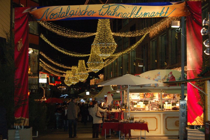 Nostalgischer Weihnachtsmarkt - 
ein Teil des Bochumer Weihnachtsmarktes.