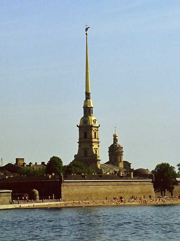 Peter-Pauls-Festung mit Peter-Pauls-Kathedrale (3. Juni 1982)