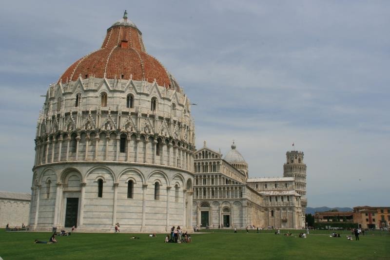 Piazza dei Milracoli in Pisa; 09.05.2009