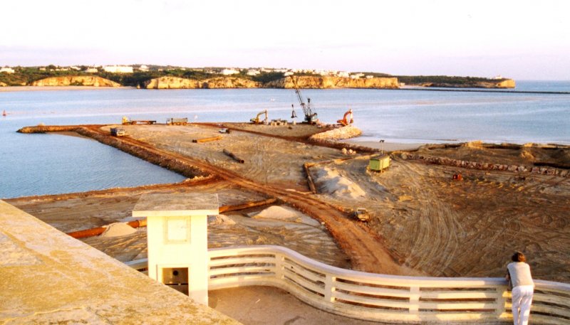 PORTIMO (Concelho de Portimo), 10.11.1998, Neubau der Marina in Praia da Rocha (Foto eingescannt) 