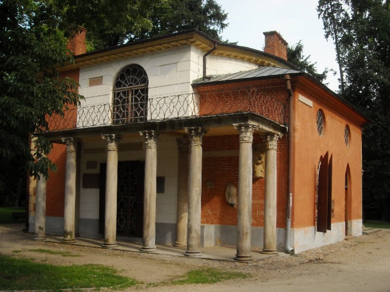 Pulawy 08.2009. Domek Gotycki / Gotische Haus