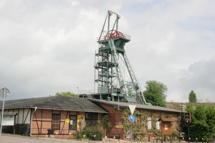 Rrig-Schacht in Wettelrode. Das Frdergerst aus dem Jahr 1867 ist das lteste Stahlfrdergerst in Deutschland.