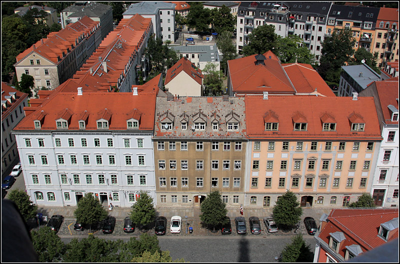 Saniert - Unsaniert - Saniert: Blick vom Turm der Dreiknigskirche auf Dresden-Neustadt. 06.08.2009 (Matthias)