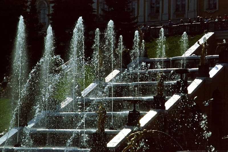 Schloss Peterhof bei St. Petersburg (4. Juni 1982)