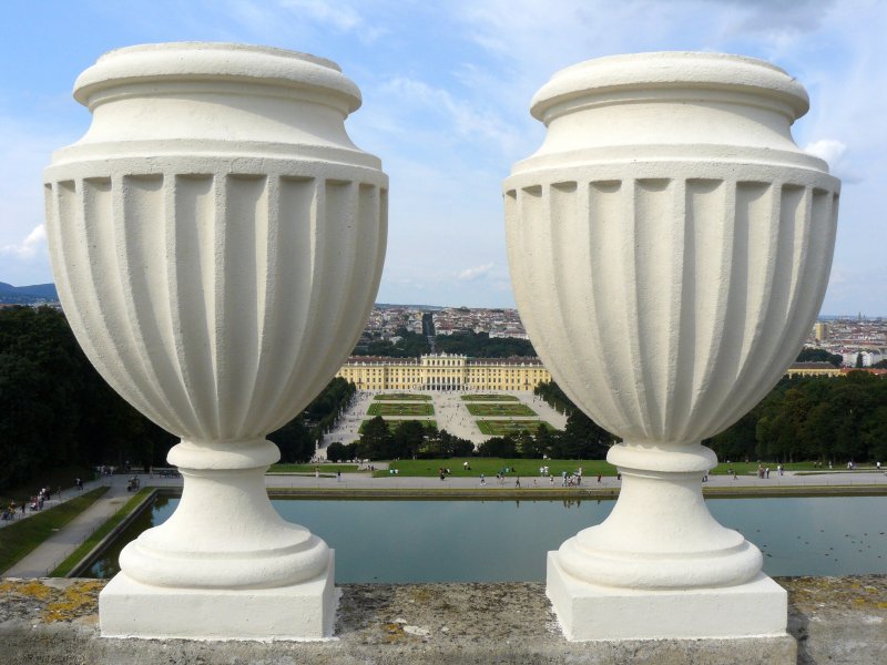 Schnbrunn fotografiert von der Gloriette, Wien 17-08-2008.